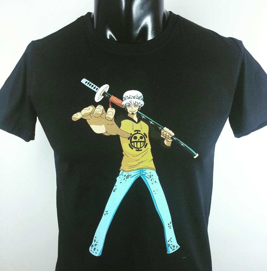 Law #onepiece #manga #anime #comic #inaotheoyeucau #aothuntuthietke #customtshirt