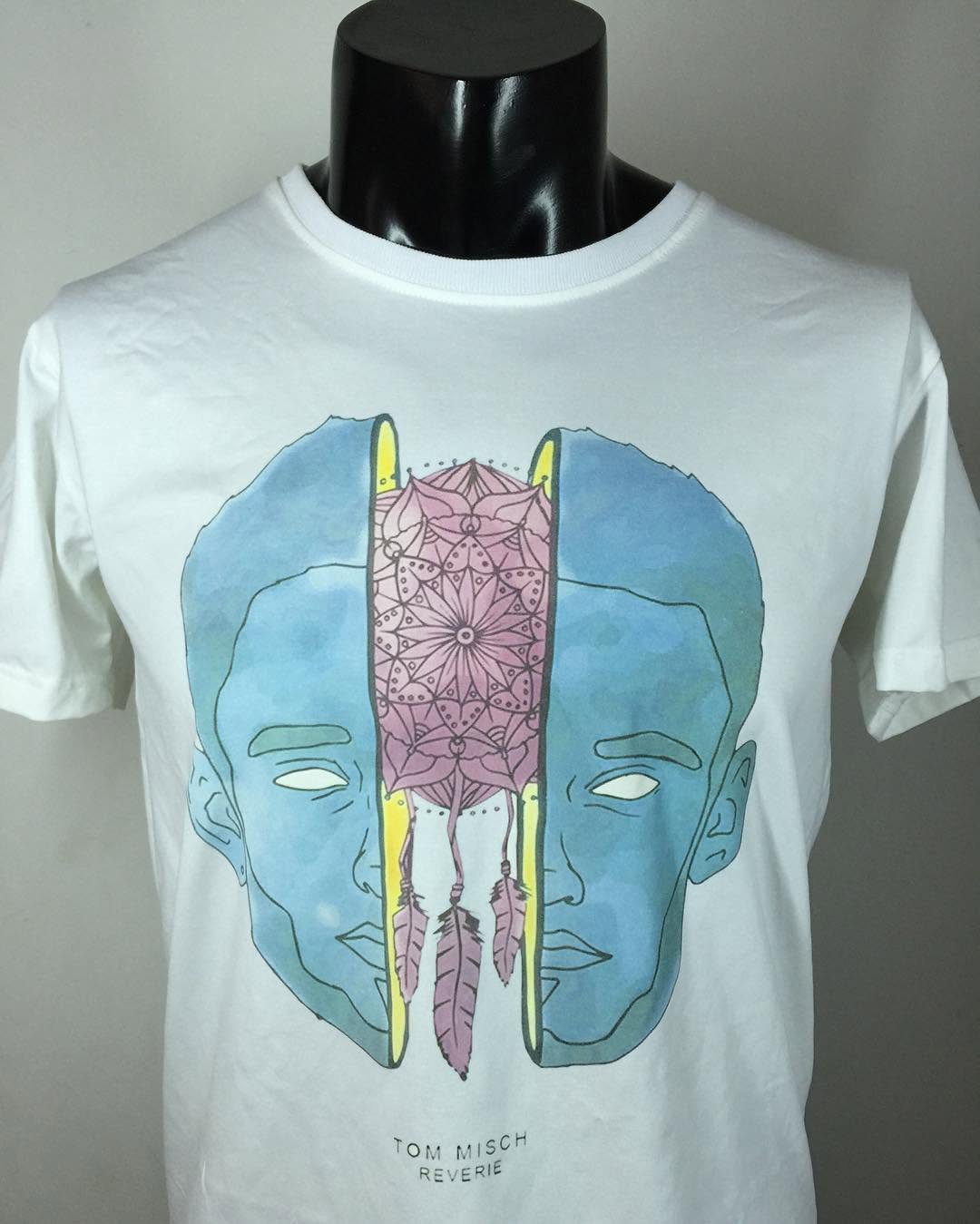 Trừu tượng #aothuntuthietke #aothun