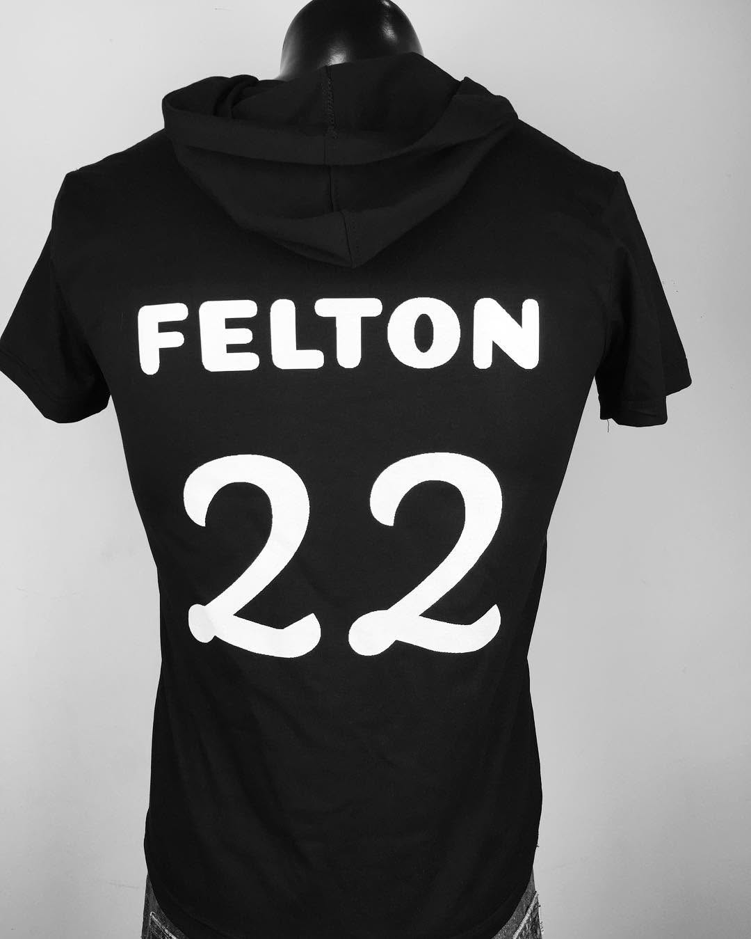 Hoodie tay ngắn #felton #22 #inaotheoyeucau #aothuntuthietke #customtshirt