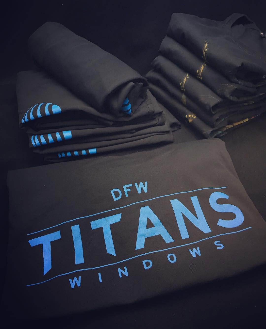 #dongphuc #dfw #titans #windows #uniform #customtshirt #inaotheoyeucau #aothuntuthietke