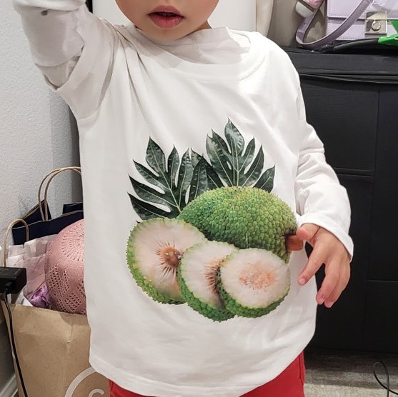 Khi bé có tên ở nhà là trái cây | when you have fruits nickname at home #aothuntheoyeucau #inaotheoyeucau #aothuntuthiet